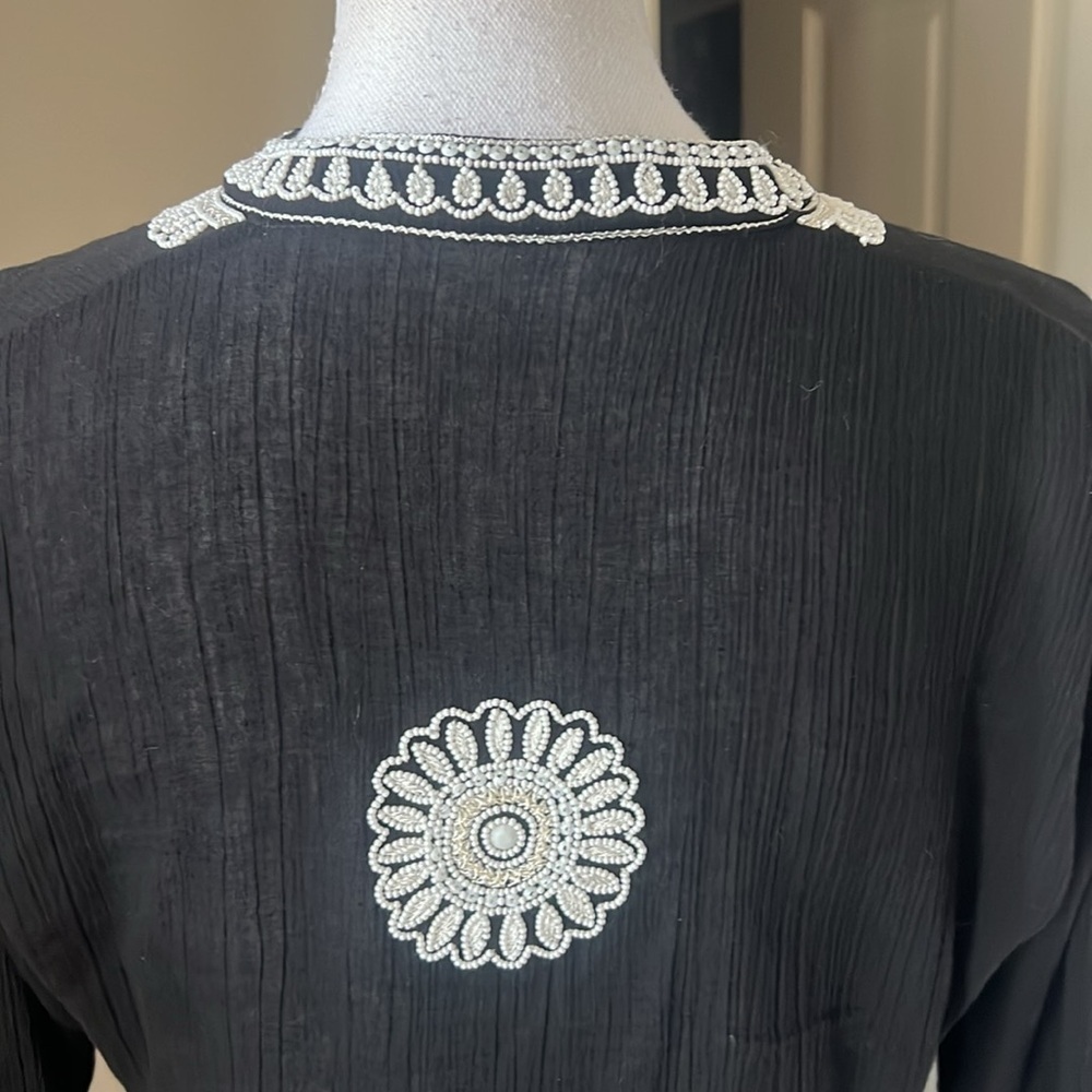 Yaytra Annie Tunic Black 8. NWOT. Never worn 100% cotton silk hand beaded tunic - Picture 8 of 11